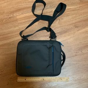 iPad/kindle padded carrying case